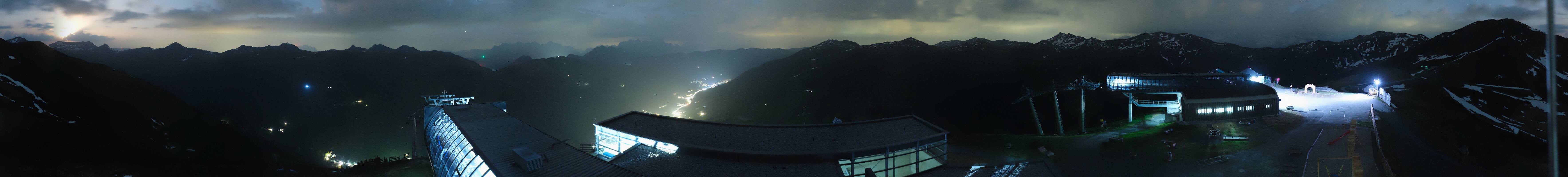 Archived image Webcam Zwölferkogel near Hinterglemm