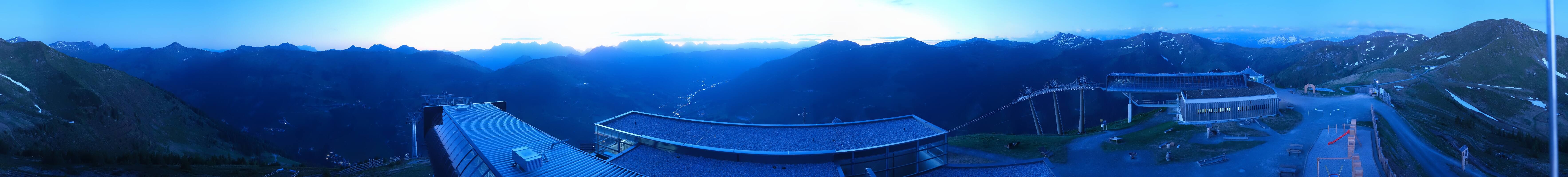 Archived image Webcam Zwölferkogel near Hinterglemm