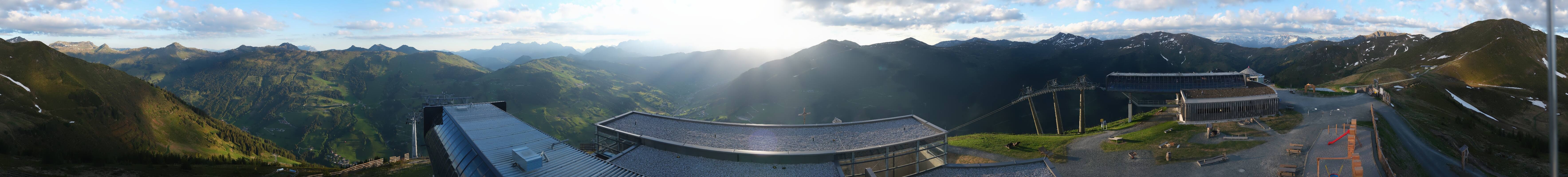 Archived image Webcam Zwölferkogel near Hinterglemm