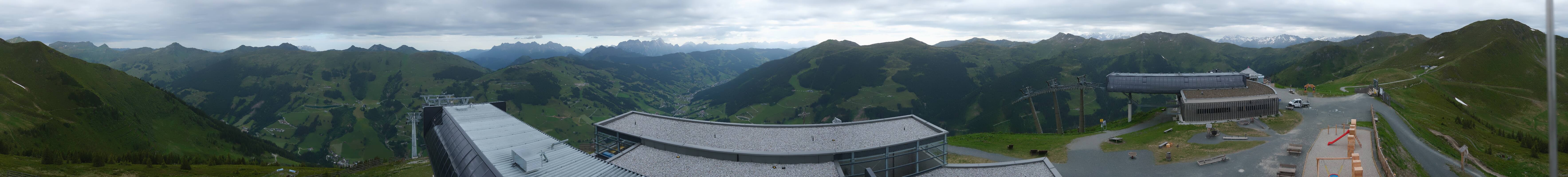 Archived image Webcam Zwölferkogel near Hinterglemm