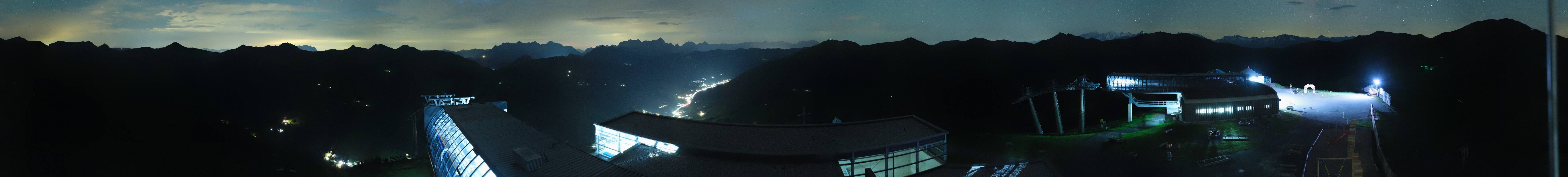 Archived image Webcam Zwölferkogel near Hinterglemm