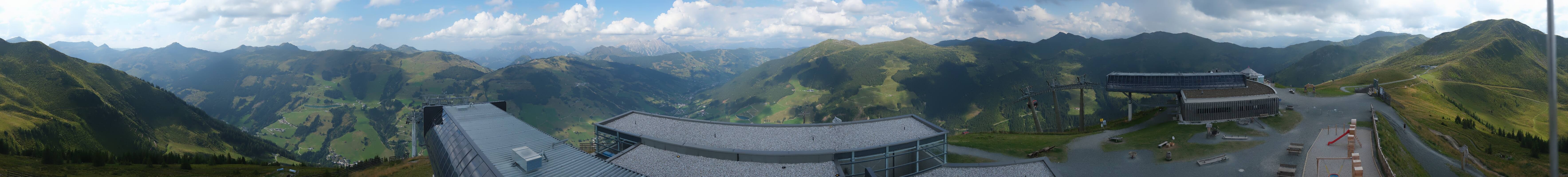Archived image Webcam Zwölferkogel near Hinterglemm