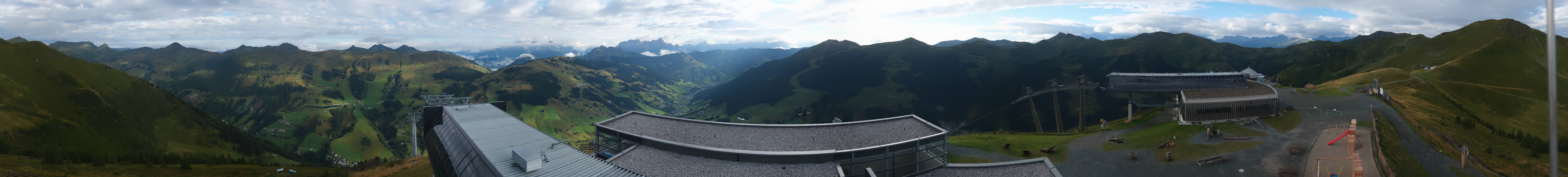 Archived image Webcam Zwölferkogel near Hinterglemm