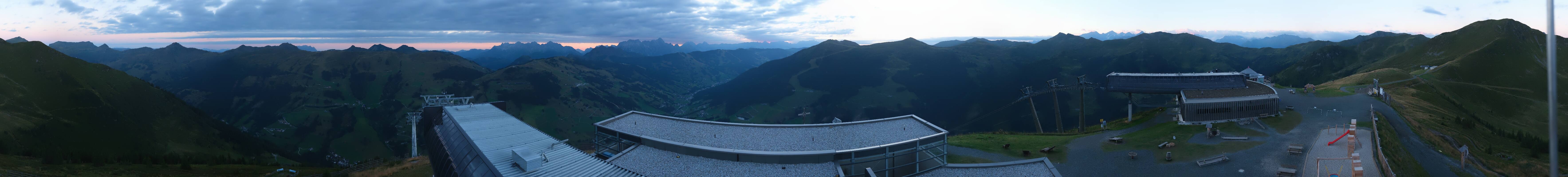 Archived image Webcam Zwölferkogel near Hinterglemm