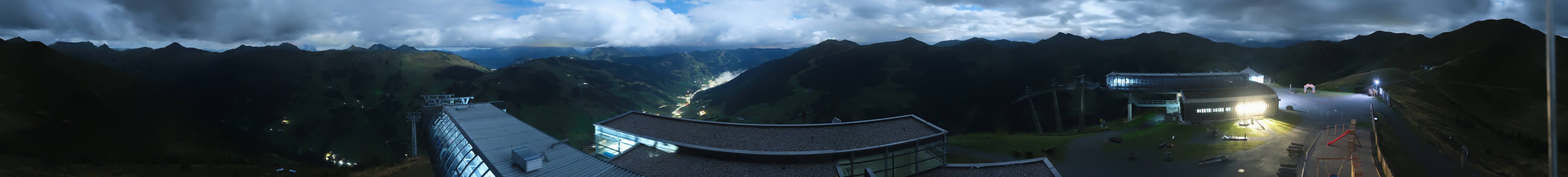 Archived image Webcam Zwölferkogel near Hinterglemm
