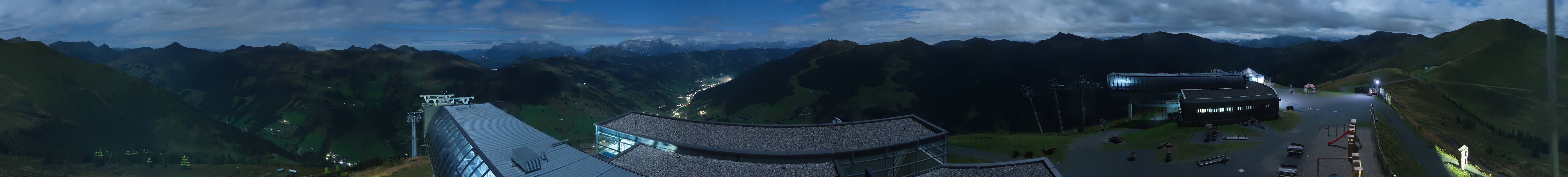 Archived image Webcam Zwölferkogel near Hinterglemm
