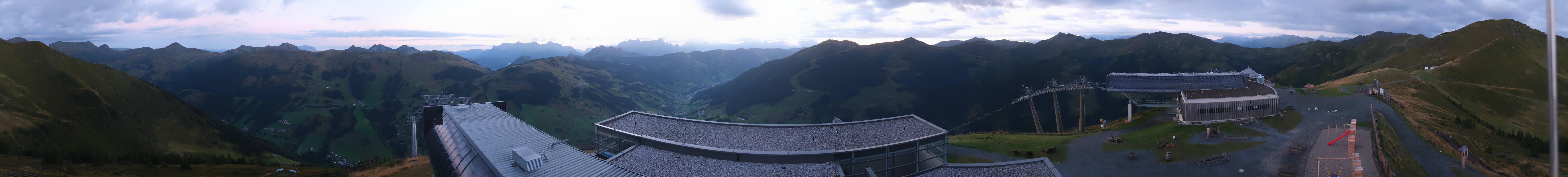 Archived image Webcam Zwölferkogel near Hinterglemm
