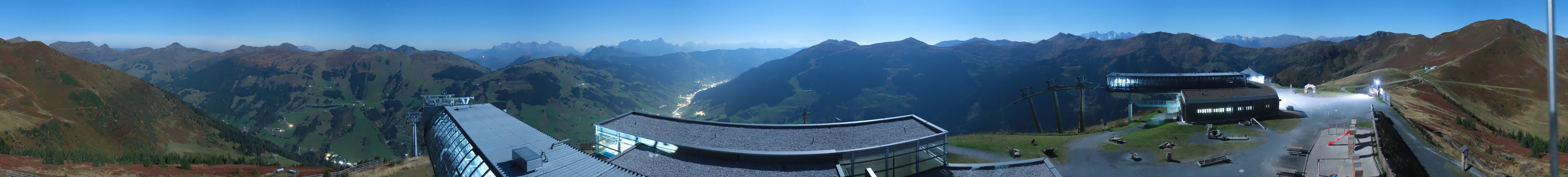 Archived image Webcam Zwölferkogel near Hinterglemm