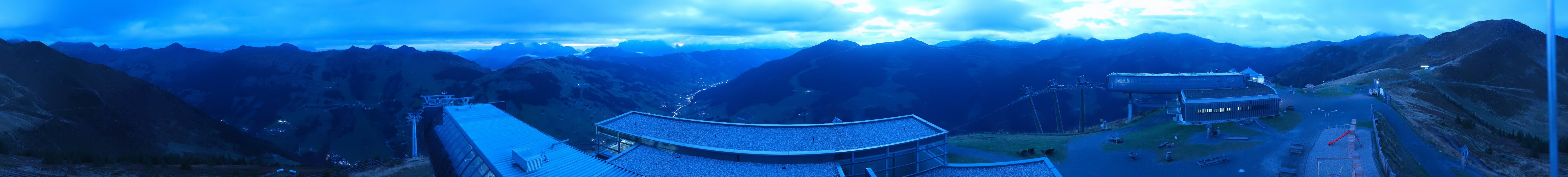 Archived image Webcam Zwölferkogel near Hinterglemm
