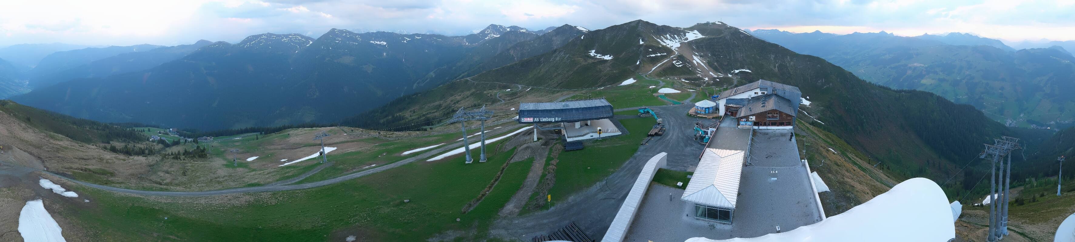 Archiv Foto Webcam Schattberg Ost bei Saalbach