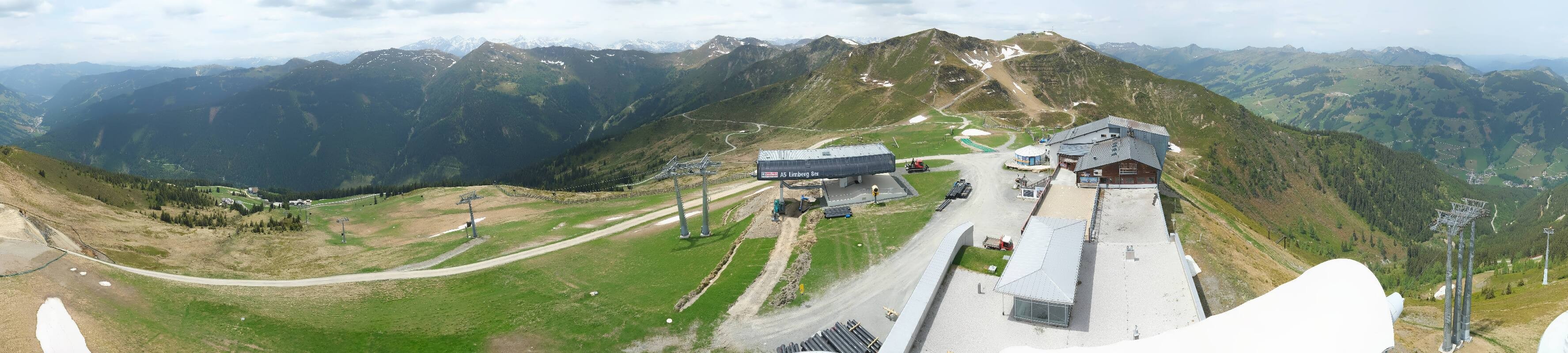 Archiv Foto Webcam Schattberg Ost bei Saalbach