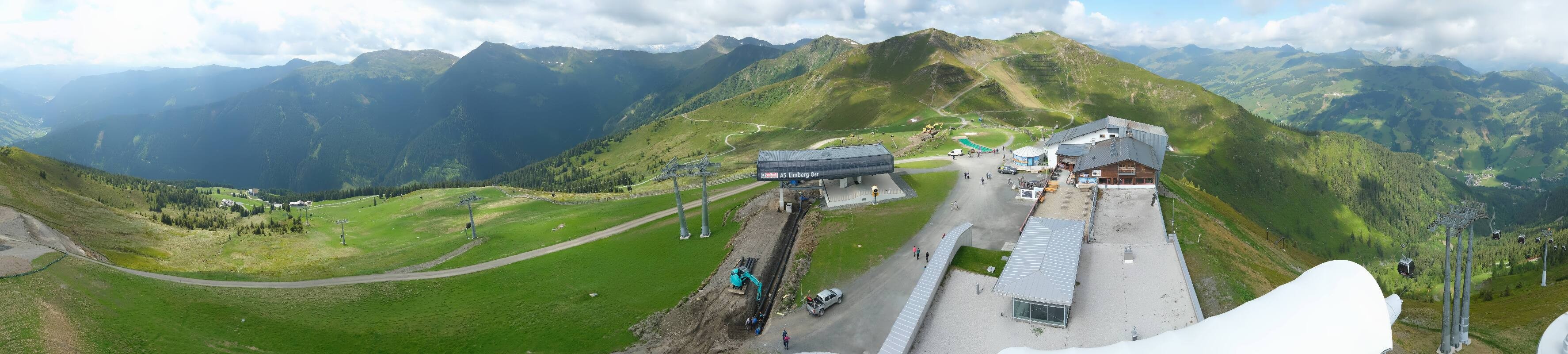 Archiv Foto Webcam Schattberg Ost bei Saalbach