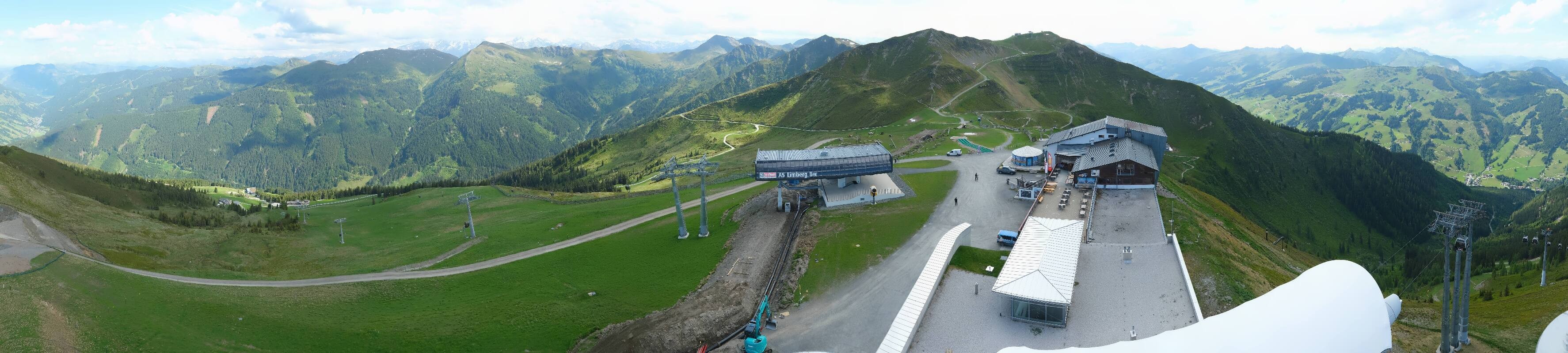 Archiv Foto Webcam Schattberg Ost bei Saalbach