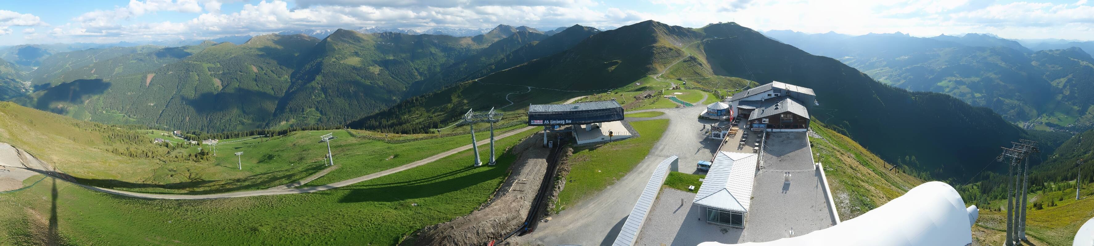 Archiv Foto Webcam Schattberg Ost bei Saalbach