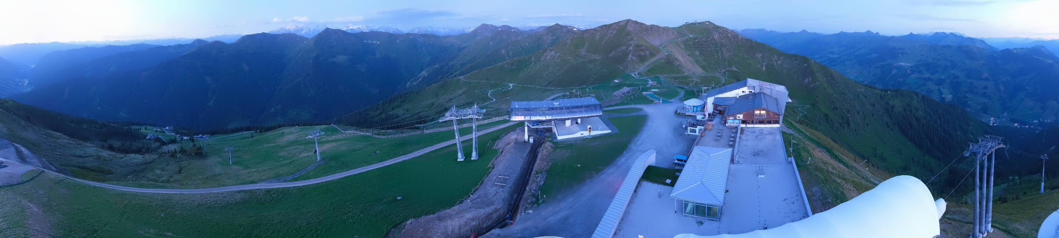 Archiv Foto Webcam Schattberg Ost bei Saalbach