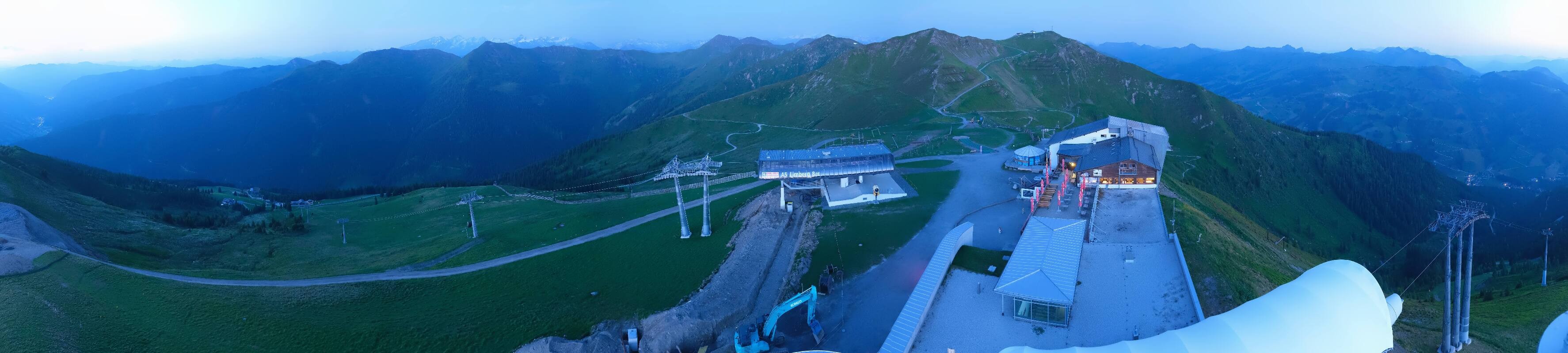 Archiv Foto Webcam Schattberg Ost bei Saalbach