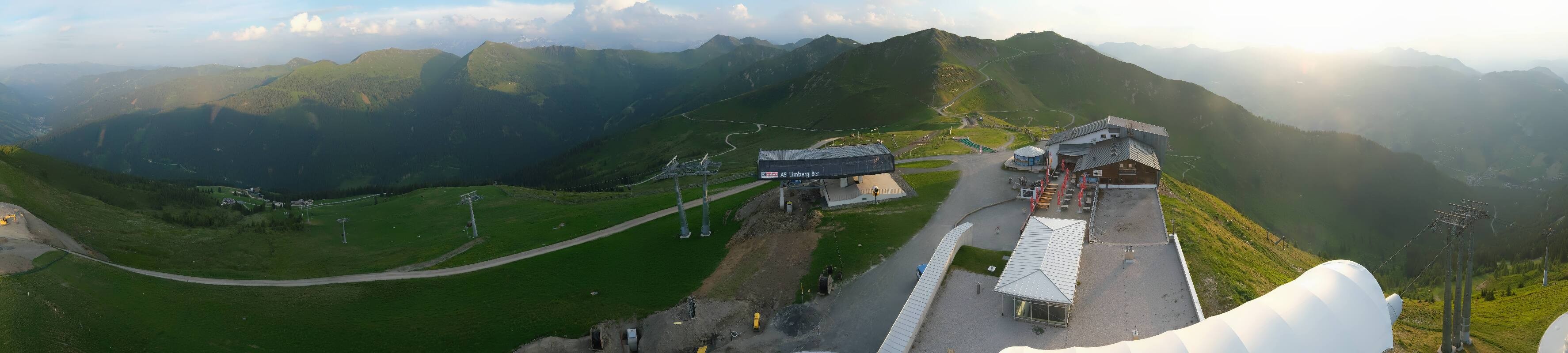 Archiv Foto Webcam Schattberg Ost bei Saalbach