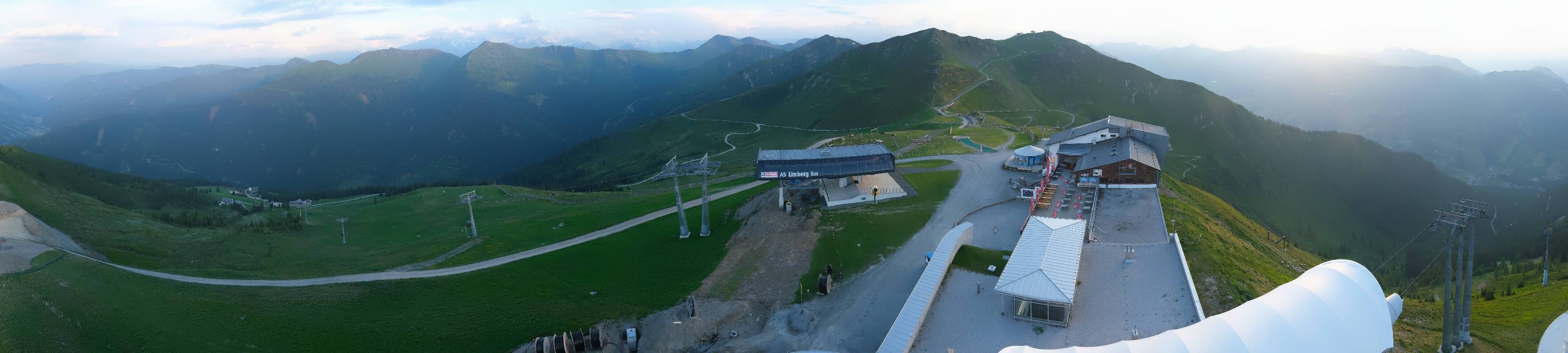 Archiv Foto Webcam Schattberg Ost bei Saalbach