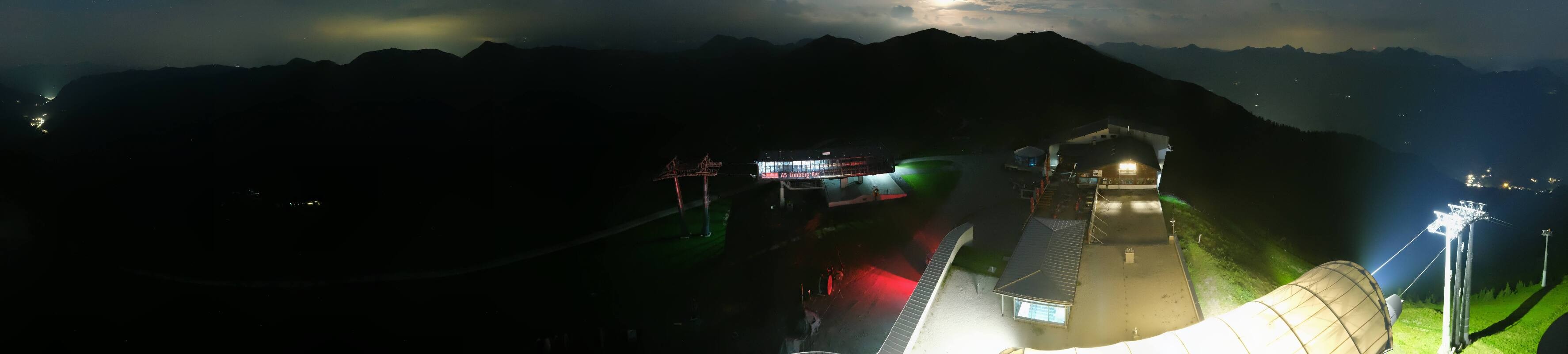 Archiv Foto Webcam Schattberg Ost bei Saalbach