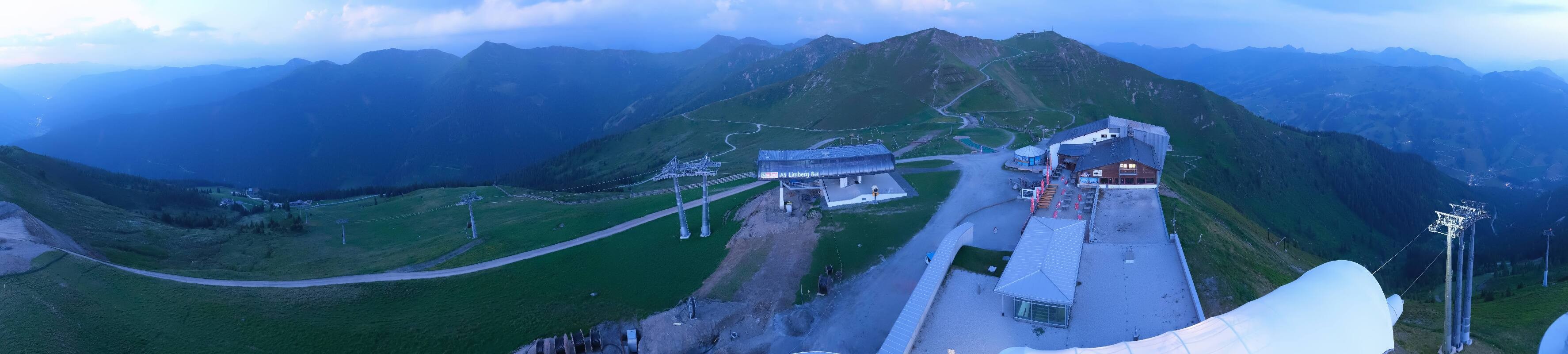 Archiv Foto Webcam Schattberg Ost bei Saalbach