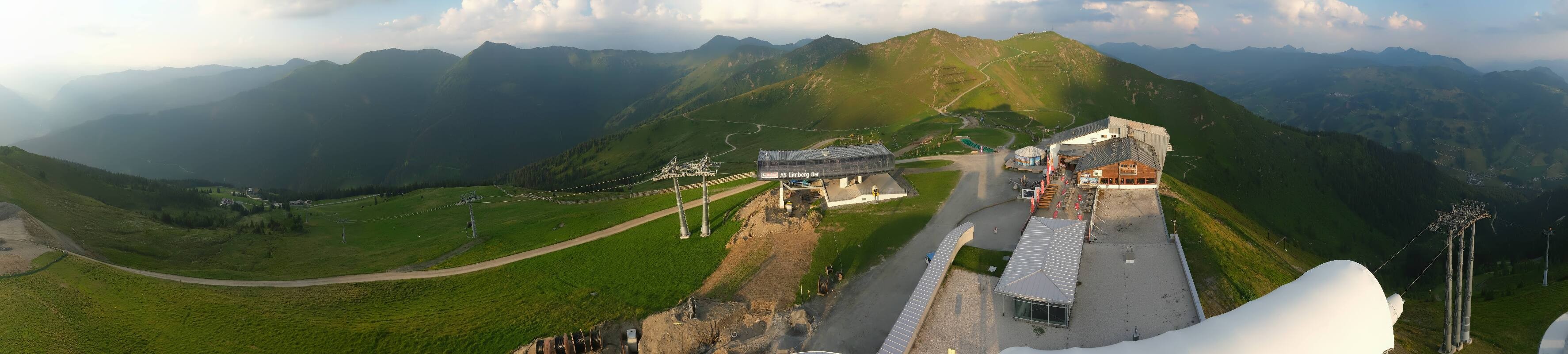 Archiv Foto Webcam Schattberg Ost bei Saalbach