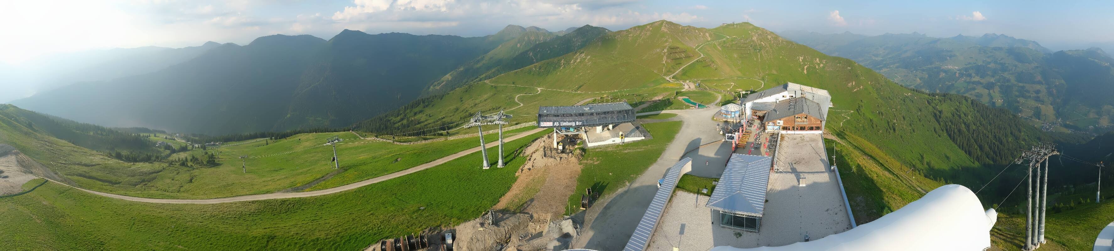 Archiv Foto Webcam Schattberg Ost bei Saalbach