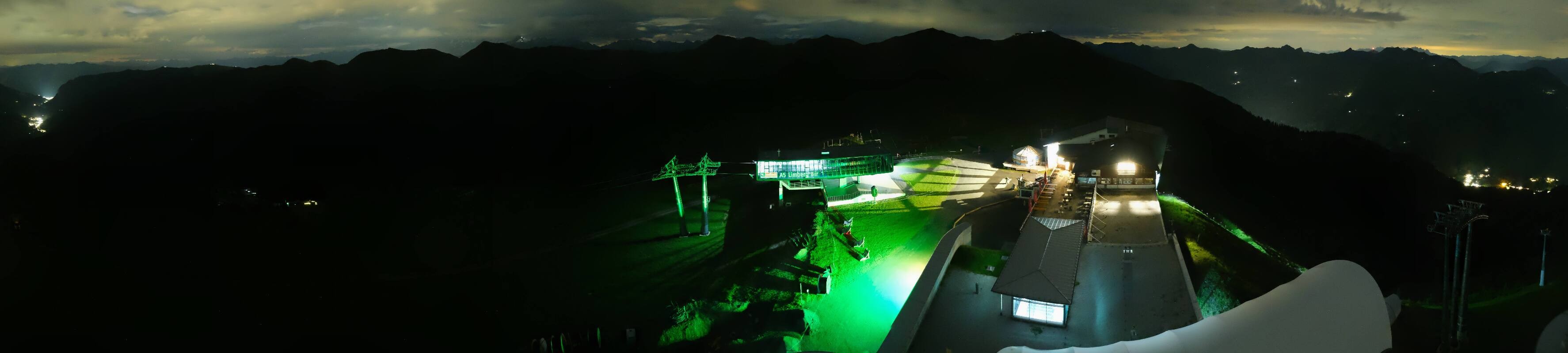 Archiv Foto Webcam Schattberg Ost bei Saalbach