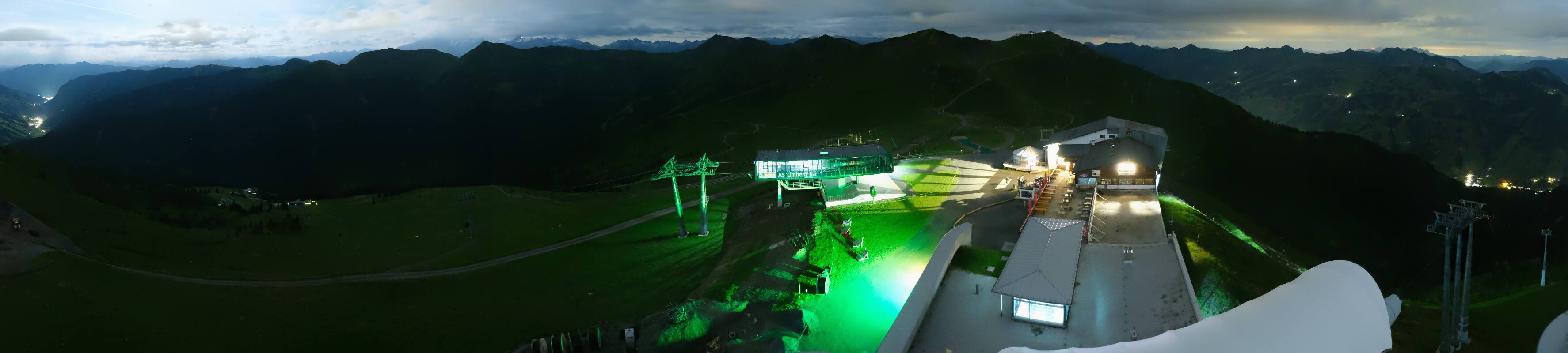 Archiv Foto Webcam Schattberg Ost bei Saalbach