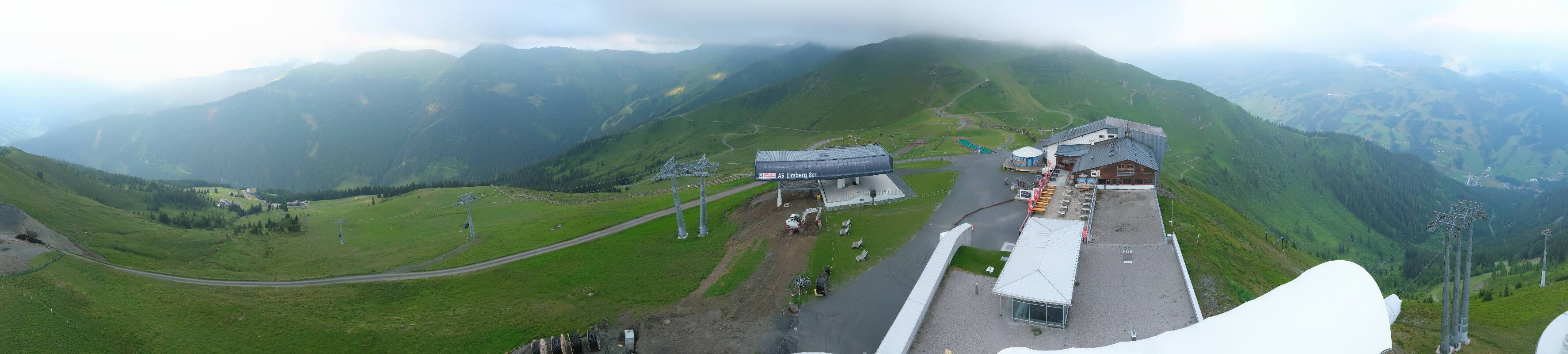 Archiv Foto Webcam Schattberg Ost bei Saalbach