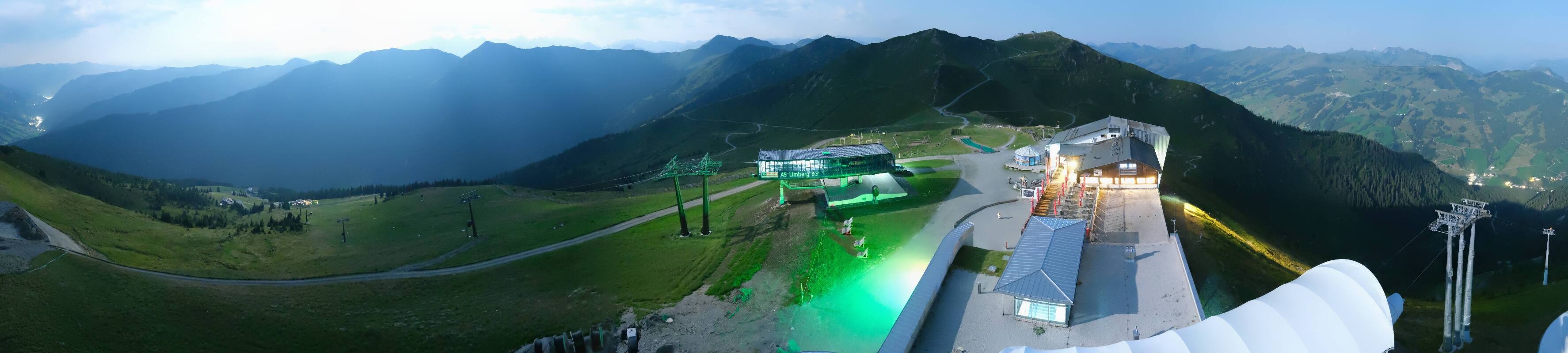 Archiv Foto Webcam Schattberg Ost bei Saalbach