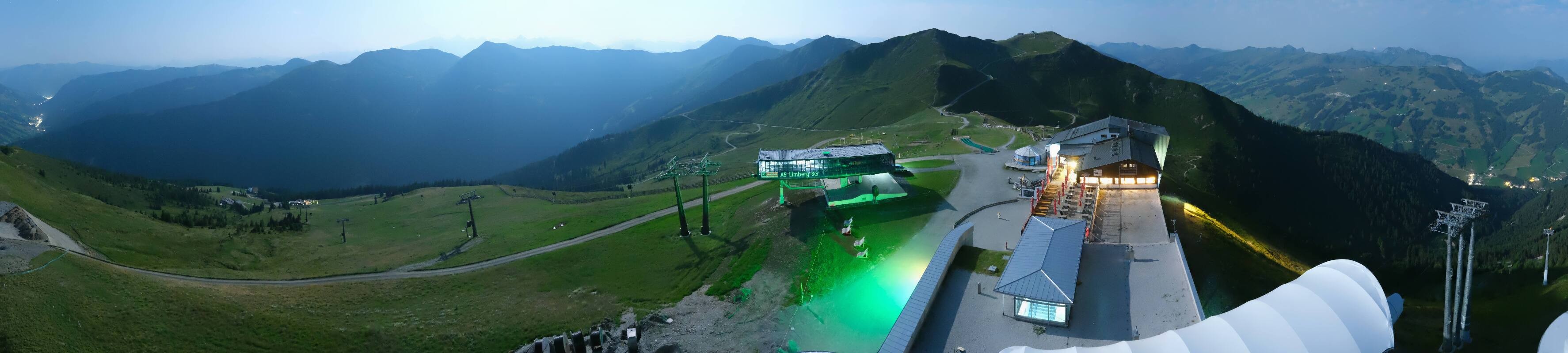 Archiv Foto Webcam Schattberg Ost bei Saalbach