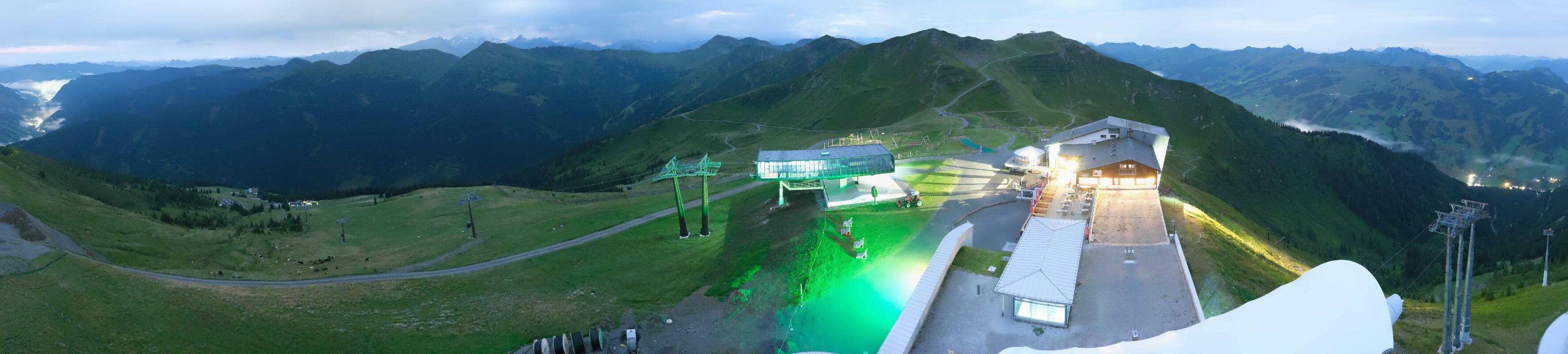 Archiv Foto Webcam Schattberg Ost bei Saalbach
