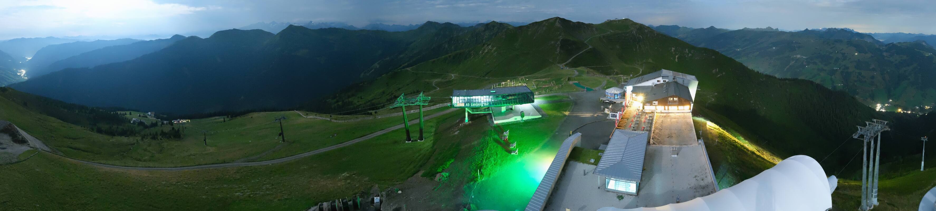 Archiv Foto Webcam Schattberg Ost bei Saalbach