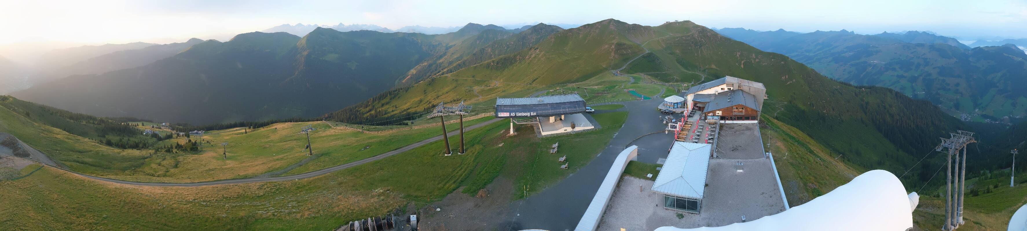 Archiv Foto Webcam Schattberg Ost bei Saalbach