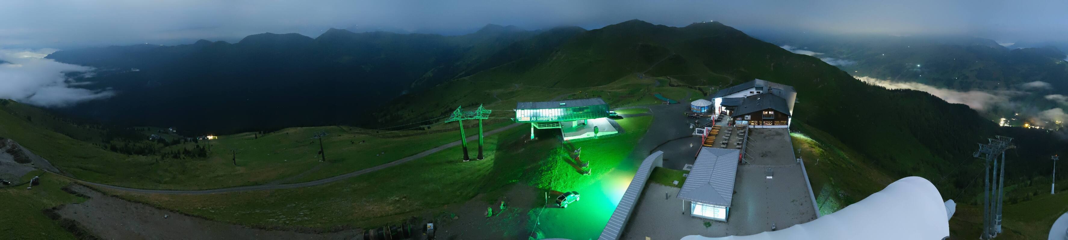 Archiv Foto Webcam Schattberg Ost bei Saalbach