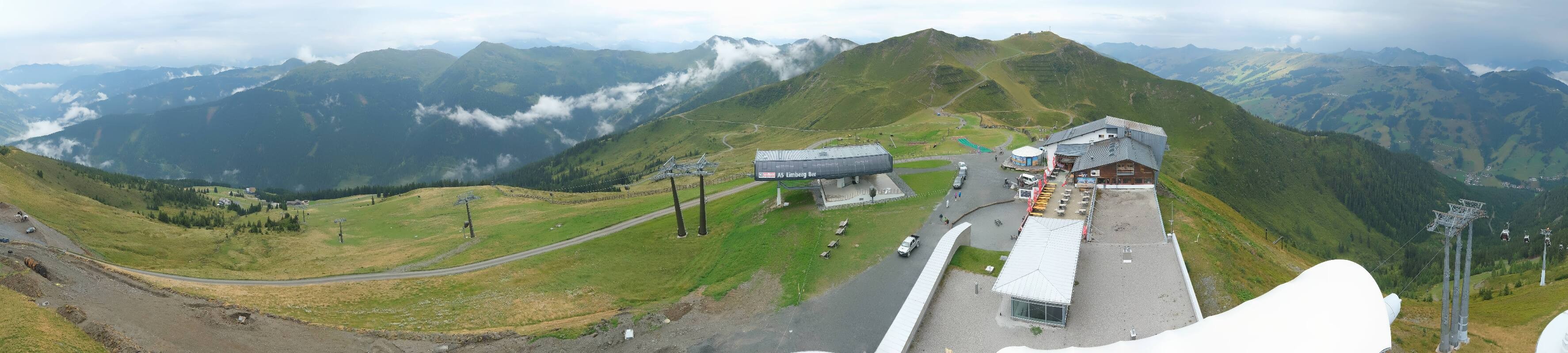 Archiv Foto Webcam Schattberg Ost bei Saalbach