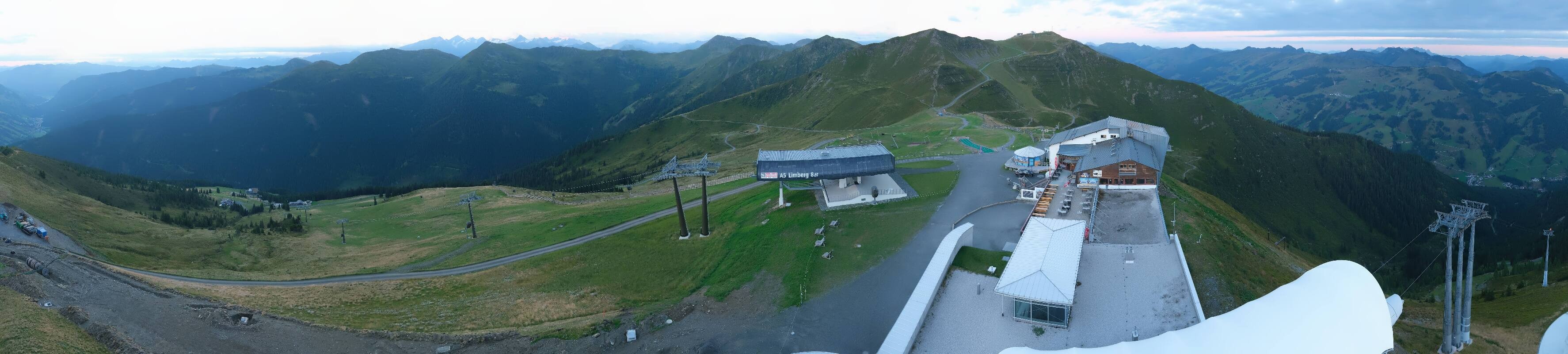 Archiv Foto Webcam Schattberg Ost bei Saalbach