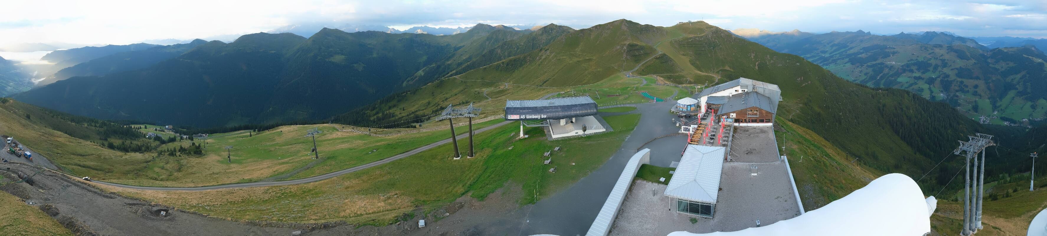 Archiv Foto Webcam Schattberg Ost bei Saalbach