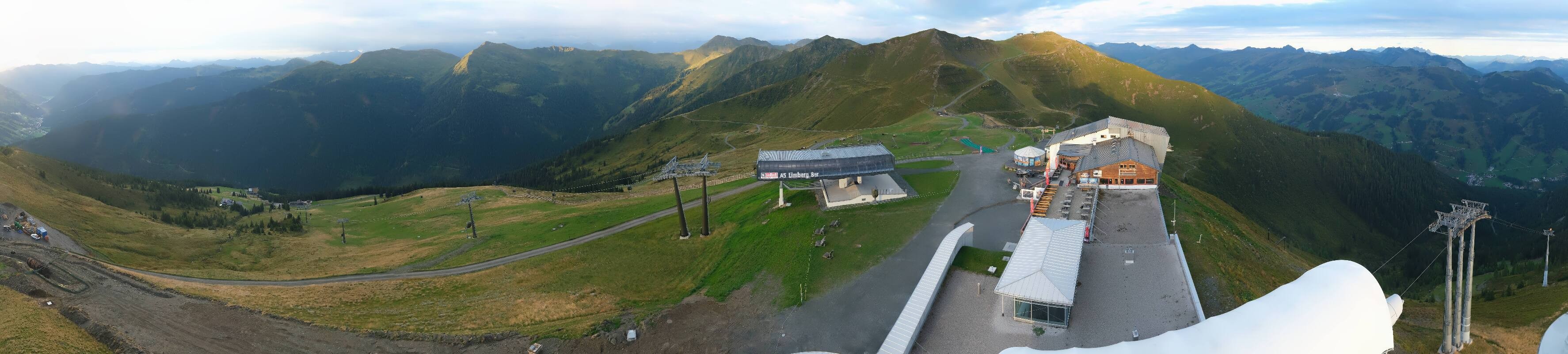 Archiv Foto Webcam Schattberg Ost bei Saalbach