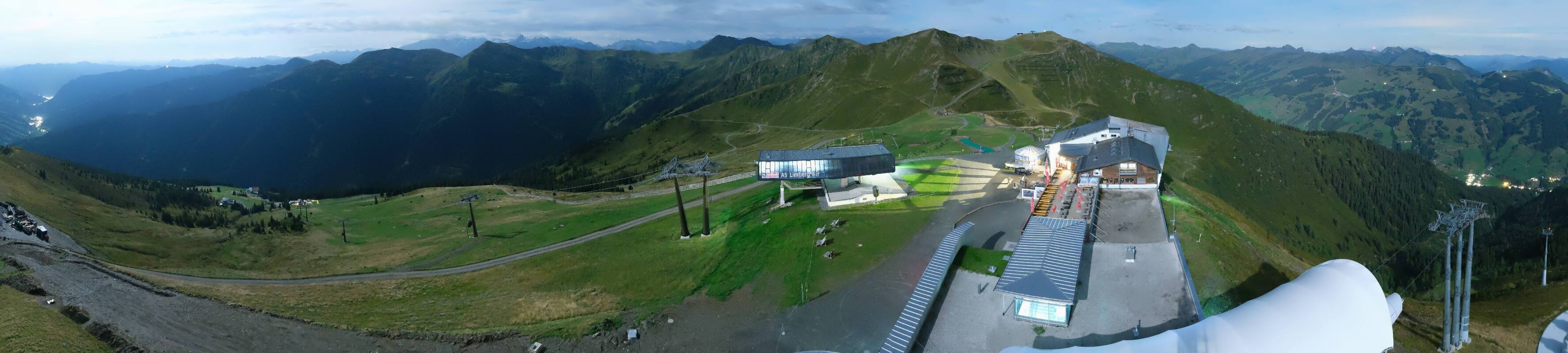 Archiv Foto Webcam Schattberg Ost bei Saalbach