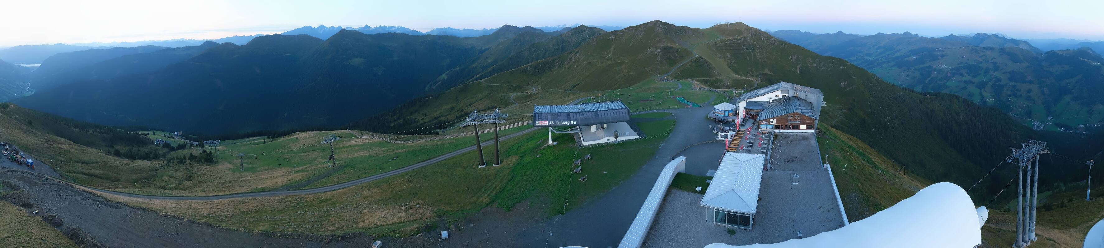 Archiv Foto Webcam Schattberg Ost bei Saalbach