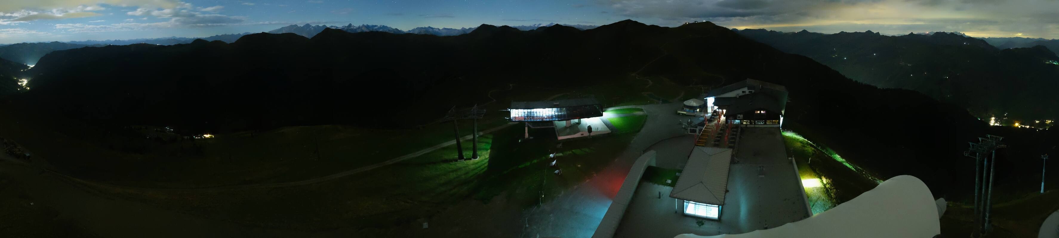 Archiv Foto Webcam Schattberg Ost bei Saalbach
