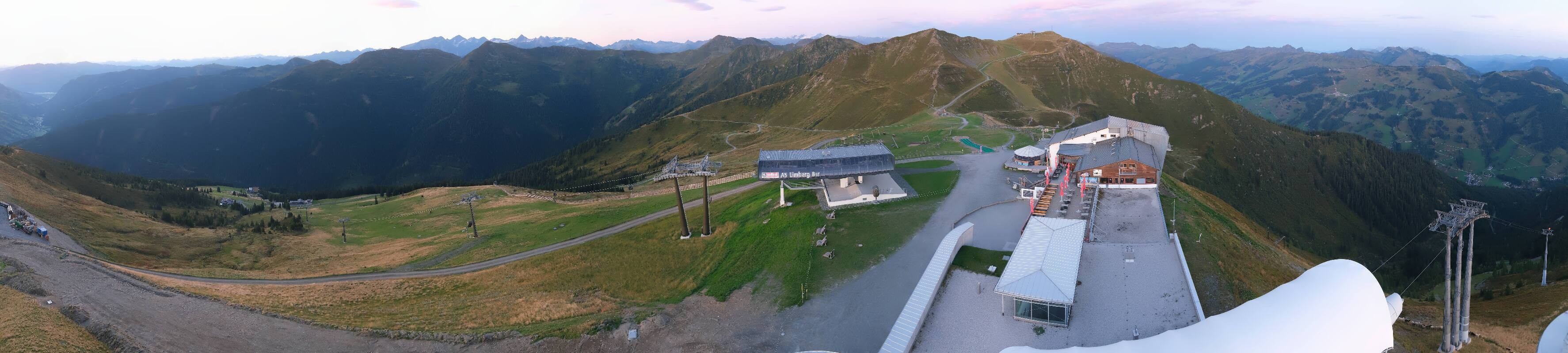 Archiv Foto Webcam Schattberg Ost bei Saalbach
