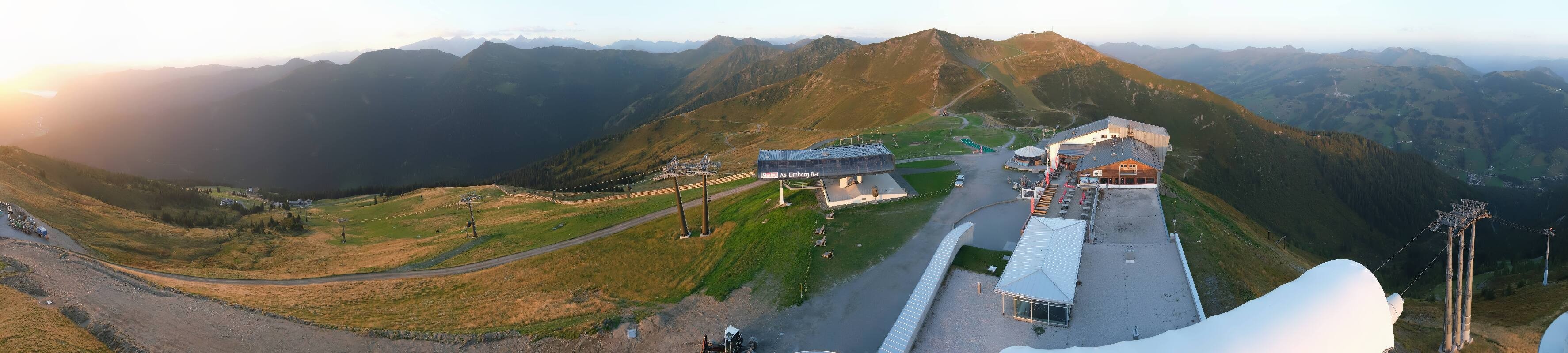 Archiv Foto Webcam Schattberg Ost bei Saalbach