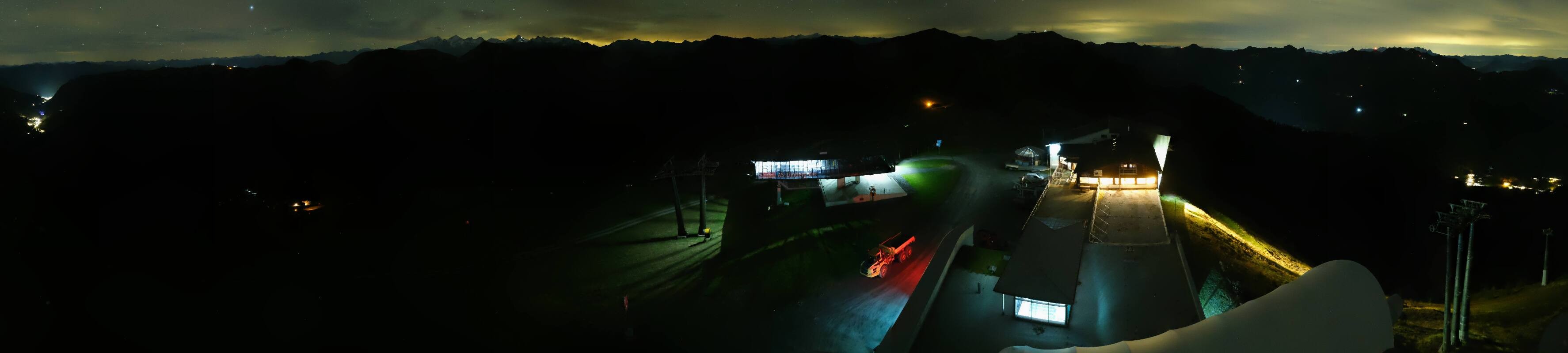 Archiv Foto Webcam Schattberg Ost bei Saalbach