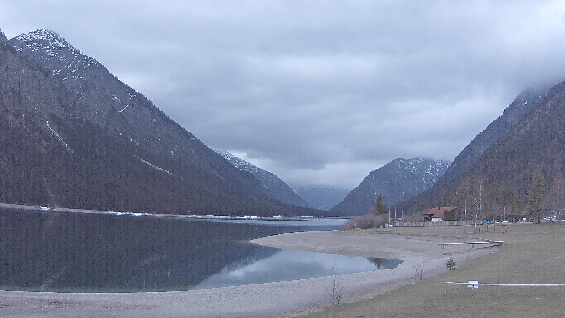 Archived image Webcam Lake Plansee near Reutte