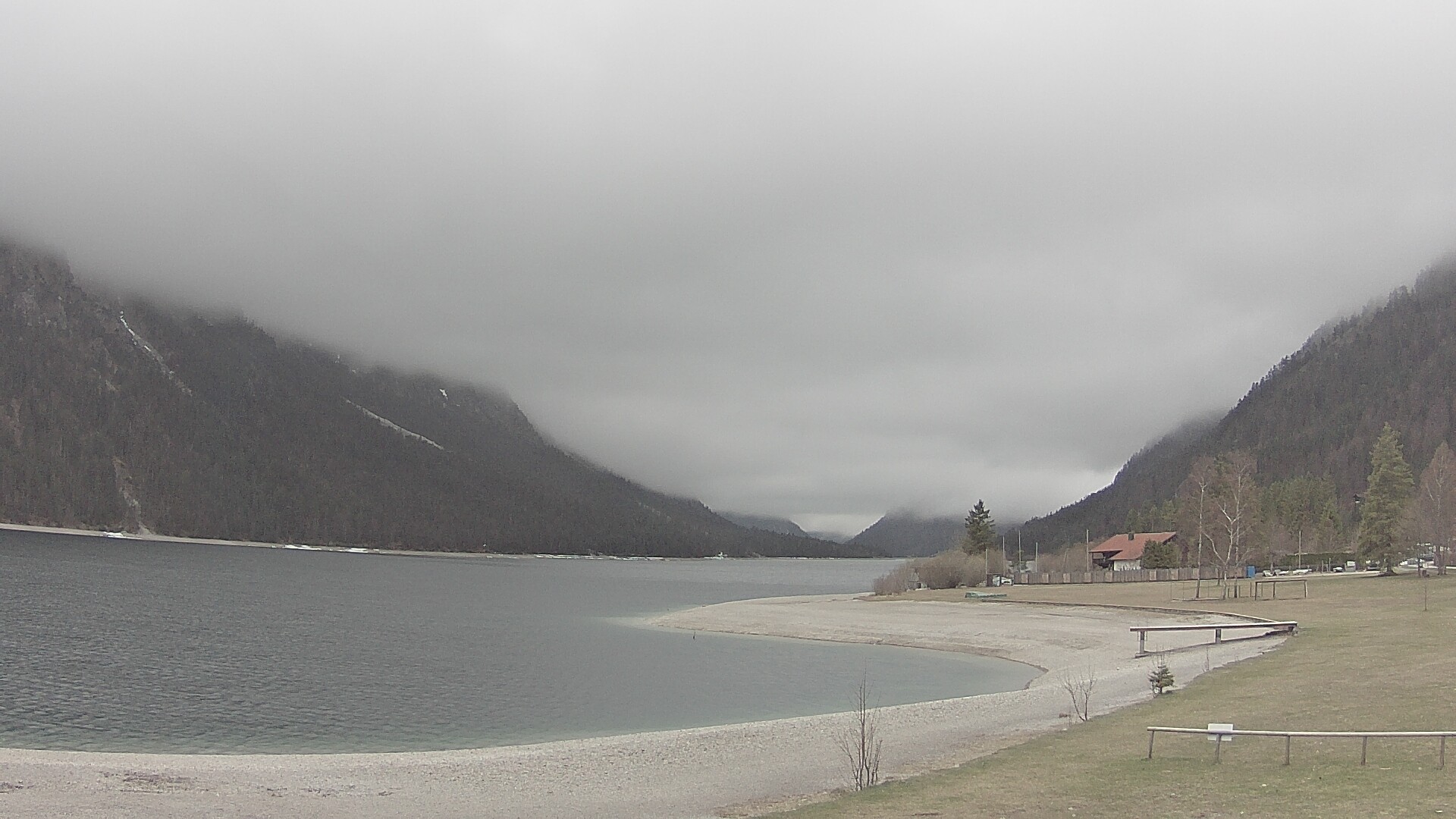 Archived image Webcam Lake Plansee near Reutte