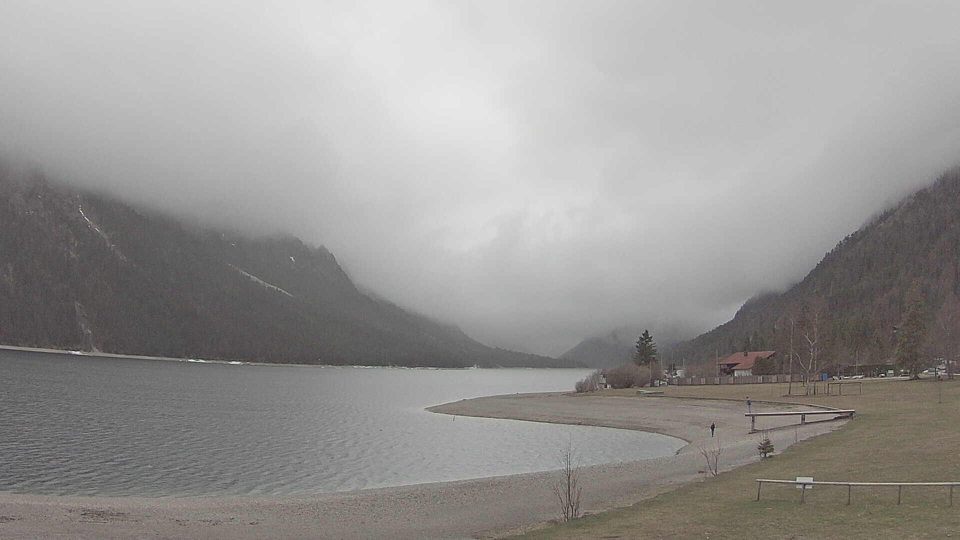 Archived image Webcam Lake Plansee near Reutte