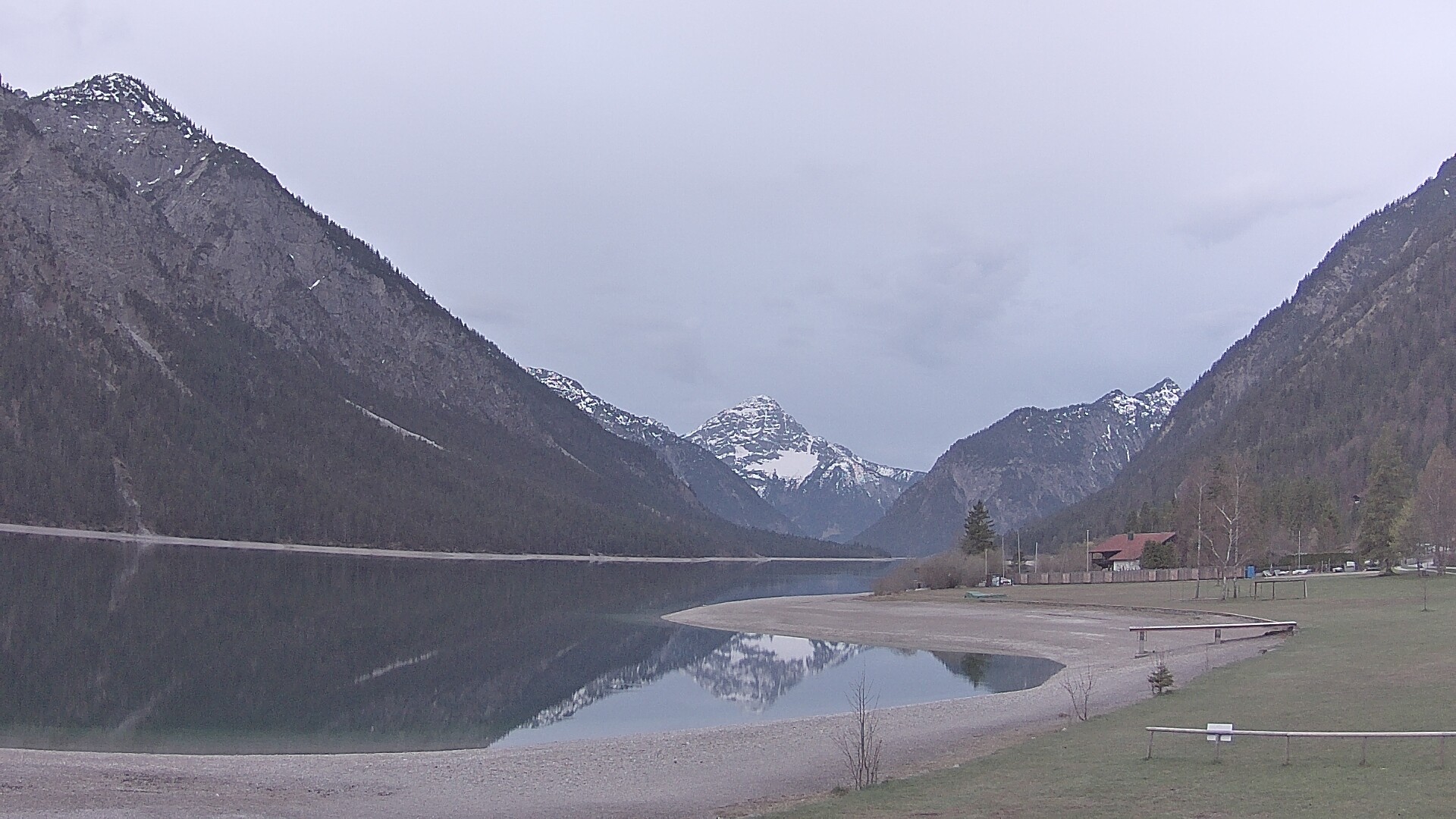 Archived image Webcam Lake Plansee near Reutte