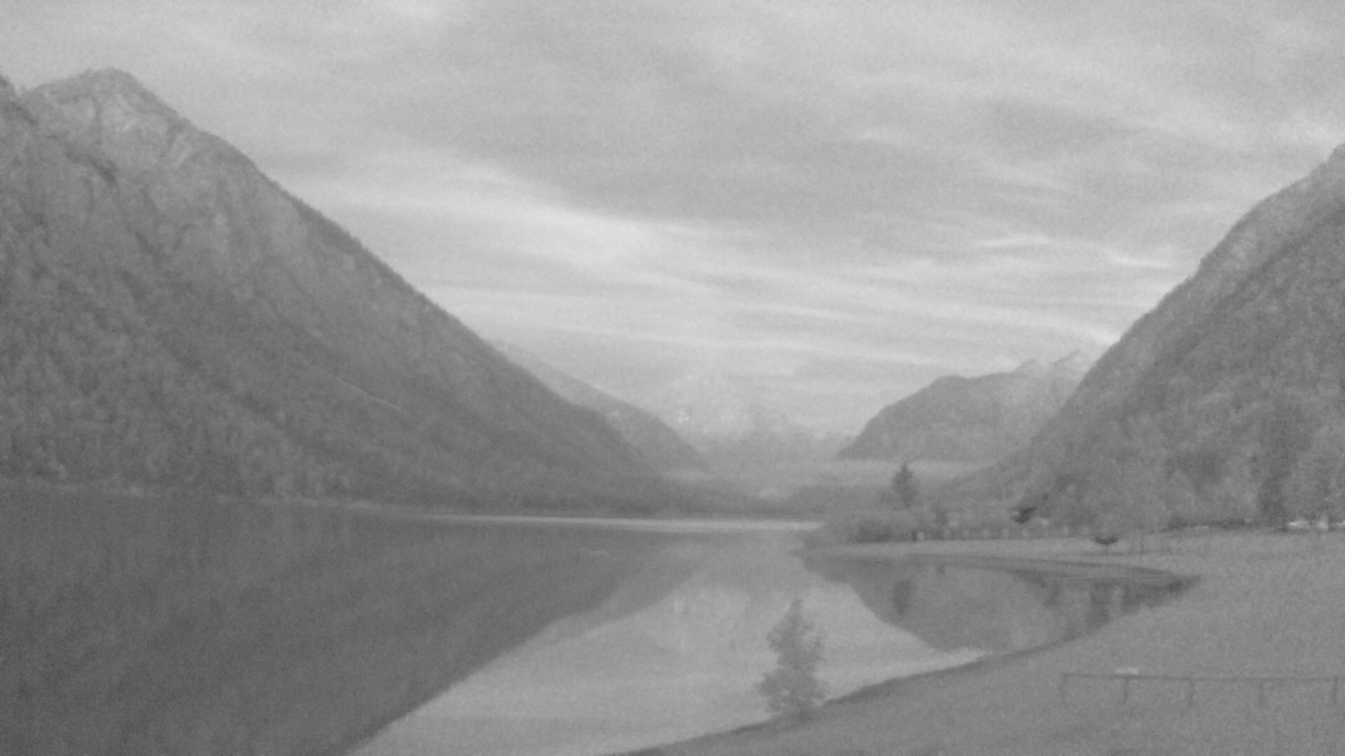 Archived image Webcam Lake Plansee near Reutte